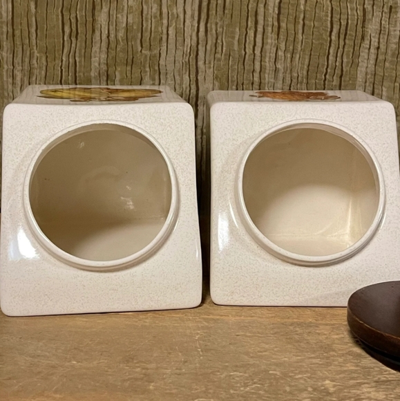 Vintage Hyalyn Pottery Canister Set, Two Fruit Pattern Canisters with Wood Lids - Picture 10 of 10